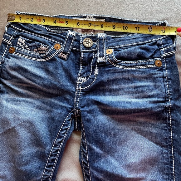 Big Star Jeans. Style: Jenae Size: 23R - Picture 7 of 7